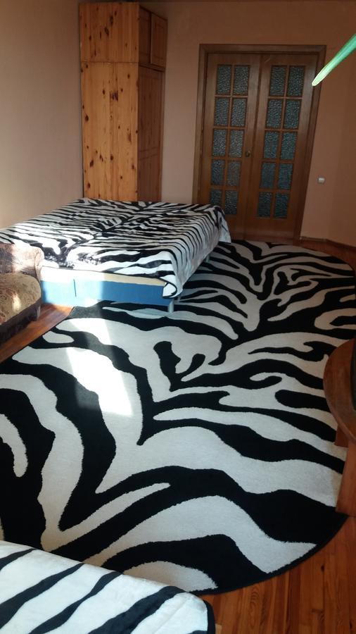 Apartment On Nepokorennyh Blvd Mogilev Luaran gambar